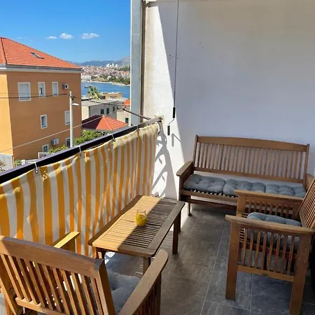 Iva Apartman