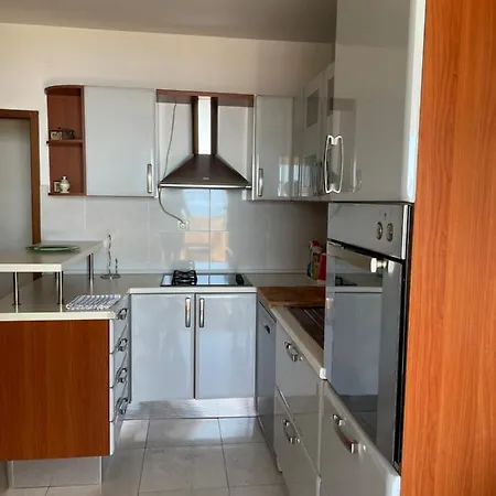 Apartment Iva Podstrana
